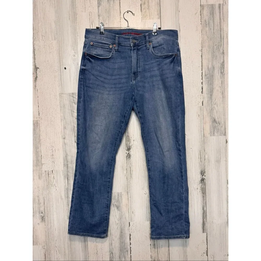 Lucky Brand Men’s 32x30 Straight Fit Medium Wash Stretch Denim Jeans